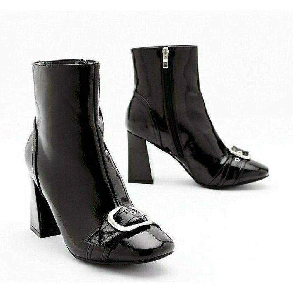 Nasty Gal Women's 8 buckle block heel boot - NWOT